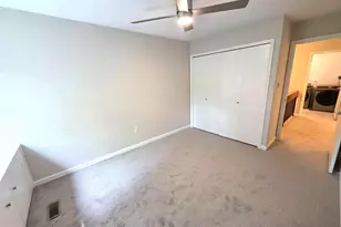 2001 Wethersfield Ct, Reston, VA 20191 - Photo 4