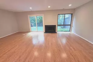 2001 Wethersfield Ct, Reston, VA 20191 - Photo 14