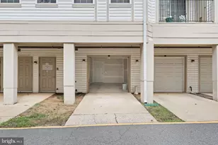 11635 Cavalier Landing Ct, Fairfax, VA 22030 - Photo 46