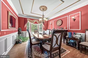 13249 Middleton Farm Ln, Herndon, VA 20171 - Photo 12