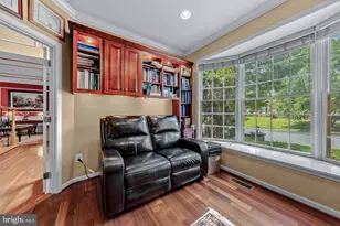 13249 Middleton Farm Ln, Herndon, VA 20171 - Photo 26