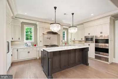6804 Benjamin Street, McLean, VA 22101 - Photo 10