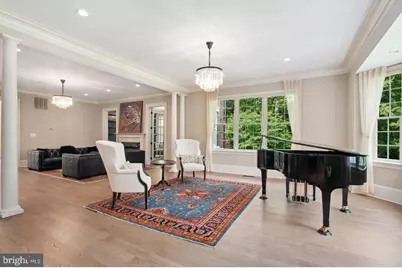 6804 Benjamin Street, McLean, VA 22101 - Photo 12