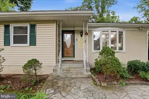 131 Casmar St SE, Vienna, VA 22180 - Photo 4