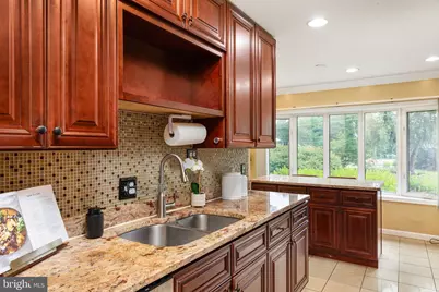 8520 Pepperdine Drive, Vienna, VA 22180 - Photo 10
