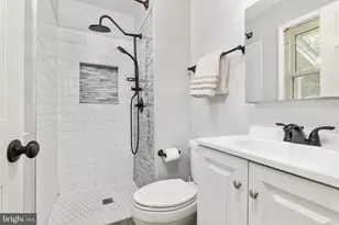 8520 Pepperdine Dr, Vienna, VA 22180 - Photo 18