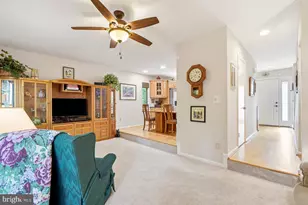 11961 Barrel Cooper Ct, Reston, VA 20191 - Photo 16