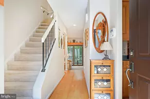 11961 Barrel Cooper Ct, Reston, VA 20191 - Photo 4