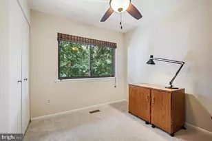 11961 Barrel Cooper Ct, Reston, VA 20191 - Photo 28