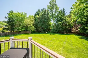 1002 Sherman Ct, Great Falls, VA 22066 - Photo 46