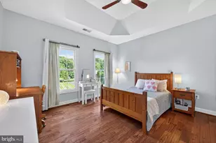 1002 Sherman Ct, Great Falls, VA 22066 - Photo 30