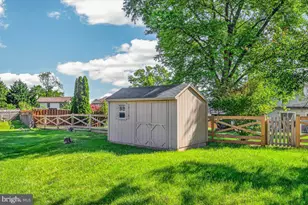 3894 Plum Run Ct, Fairfax, VA 22033 - Photo 50