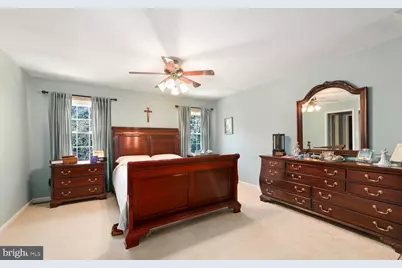 10221 Eagle Landing Court, Burke, VA 22015 - Photo 18
