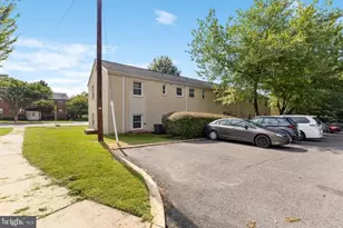 2910 Peyton Randolph Dr, Falls Church, VA 22044 - Photo 8