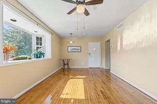 2910 Peyton Randolph Dr, Falls Church, VA 22044 - Photo 6