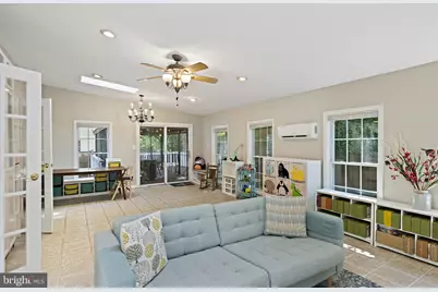 9220 Burnetta Drive, Annandale, VA 22003 - Photo 22