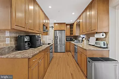 9220 Burnetta Drive, Annandale, VA 22003 - Photo 16