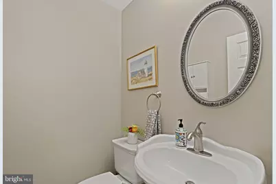 9220 Burnetta Drive, Annandale, VA 22003 - Photo 14