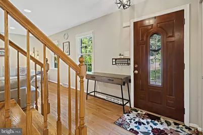 9220 Burnetta Drive, Annandale, VA 22003 - Photo 6