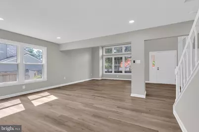 5559 Sequoia Farms Drive, Centreville, VA 20120 - Photo 10