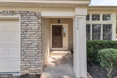 5559 Sequoia Farms Drive, Centreville, VA 20120 - Photo 6
