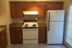 6952 Compton Ln, Centreville, VA 20121 - Photo 2