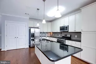 13723 Neil Armstrong Ave, Herndon, VA 20171 - Photo 2