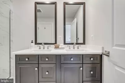 119 Market Square NW #38, Vienna, VA 22180 - Photo 22