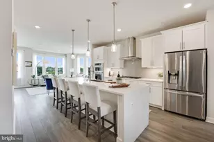 119 Market Square NW, Vienna, VA 22180 - Photo 1