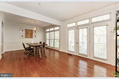 7489 Carriage Hills Drive, McLean, VA 22102 - Photo 6