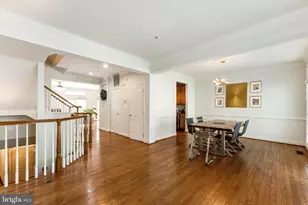 7489 Carriage Hills Dr, McLean, VA 22102 - Photo 8