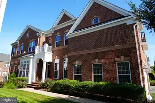 3888 Billberry Dr, Fairfax, VA 22033 - Photo 4