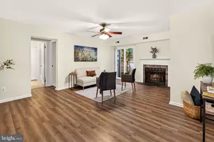 4134 Placid Lake Ct, Chantilly, VA 20151 - Photo 4