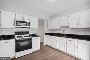 7759 Asterella Ct, Springfield, VA 22152 - Photo 6