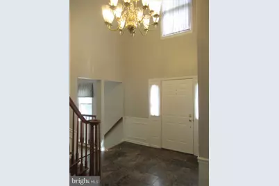 7334 Mallory Lane, Kingstowne, VA 22315 - Photo 4