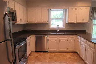 7334 Mallory Ln, Kingstowne, VA 22315 - Photo 12