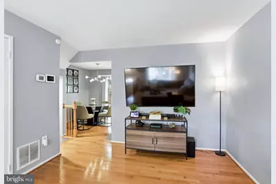 8908 Waites Way, Lorton, VA 22079 - Photo 6