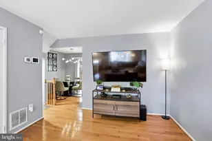 8908 Waites Way, Lorton, VA 22079 - Photo 6