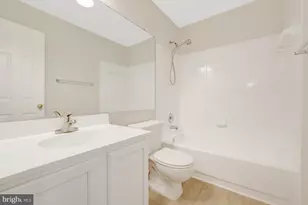 14507 Sully Lake Ct, Centreville, VA 20120 - Photo 32
