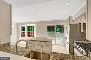14507 Sully Lake Ct, Centreville, VA 20120 - Photo 10