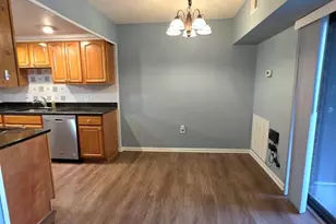 11641 Stoneview, Reston, VA 20191 - Photo 6