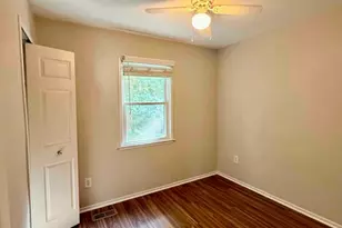 8416 Red Ash Ct, Springfield, VA 22153 - Photo 2