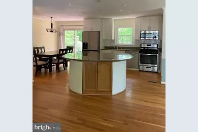 1107 Ware SW, Vienna, VA 22180 - Photo 2