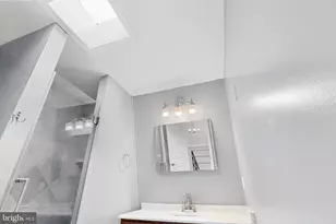 11202 Wedge Dr, Reston, VA 20190 - Photo 24