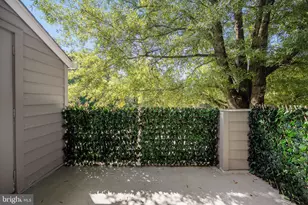 11743 Summerchase Cir, Reston, VA 20194 - Photo 20