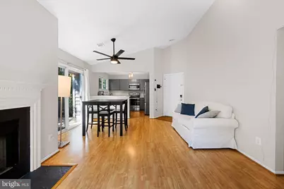 11743 Summerchase Circle #B, Reston, VA 20194 - Photo 2