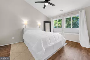 11743 Summerchase Cir, Reston, VA 20194 - Photo 10