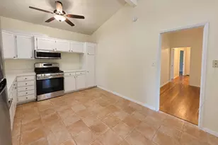 7818 Glenister Dr, Springfield, VA 22152 - Photo 10
