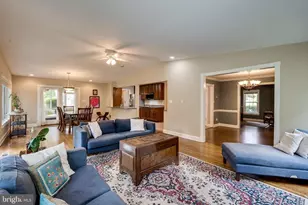 1816 Midlothian Ct, Vienna, VA 22182 - Photo 4