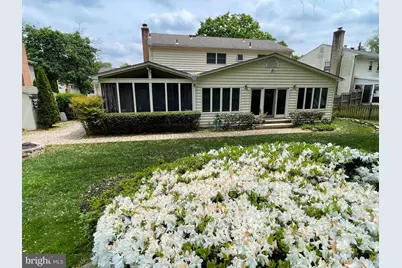 1816 Midlothian Court, Vienna, VA 22182 - Photo 20